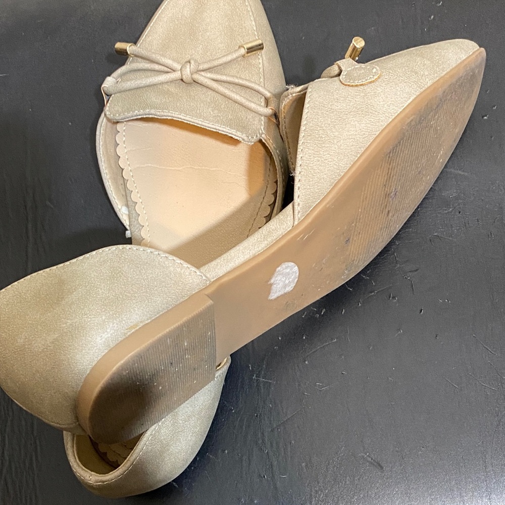 Isabel Marant Women's Beige Flats - Picture 3 of 3